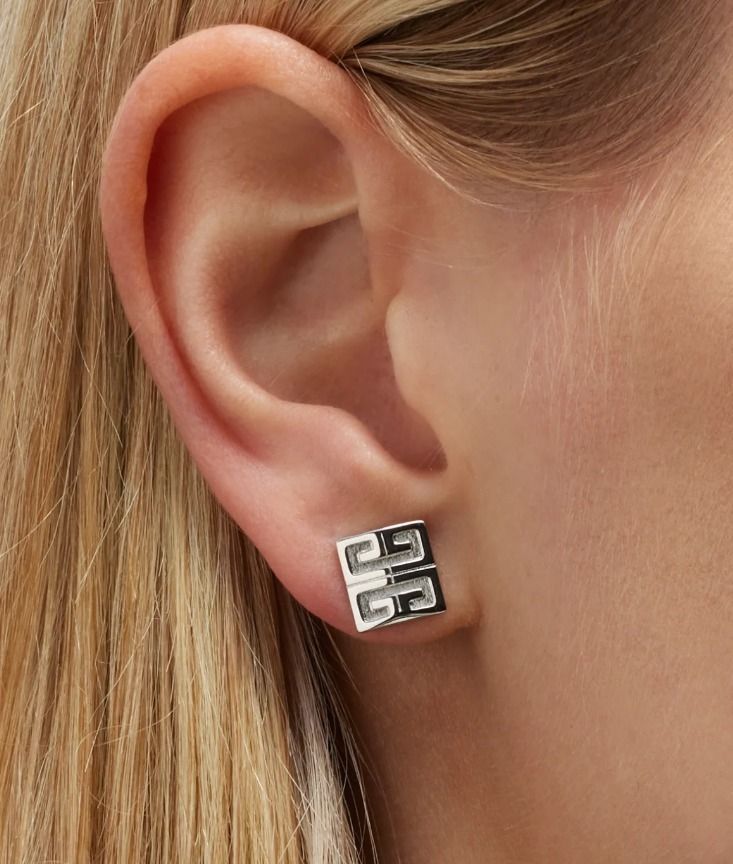 関税込】人気◇GIVENCHY ジバンシィ◇4Gロゴ スタッド ピアス