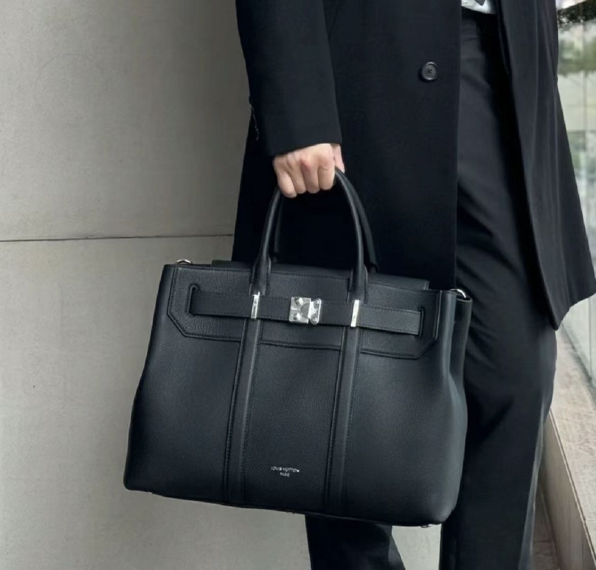 ビジネスシーンにも◎】LouisVuitton☆トートバッグ (Louis Vuitton