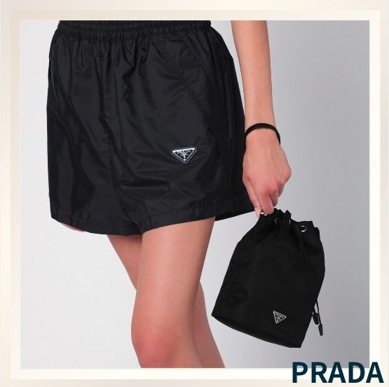 人気のリナイロンシリーズ☆新作☆PRADA☆Re-Nylon ポーチ (PRADA