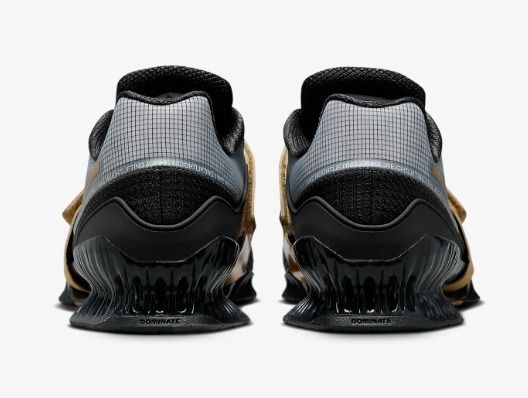最新ウェイトリフティングシューズ！ Nike Romaleos 4お早めに！ (Nike