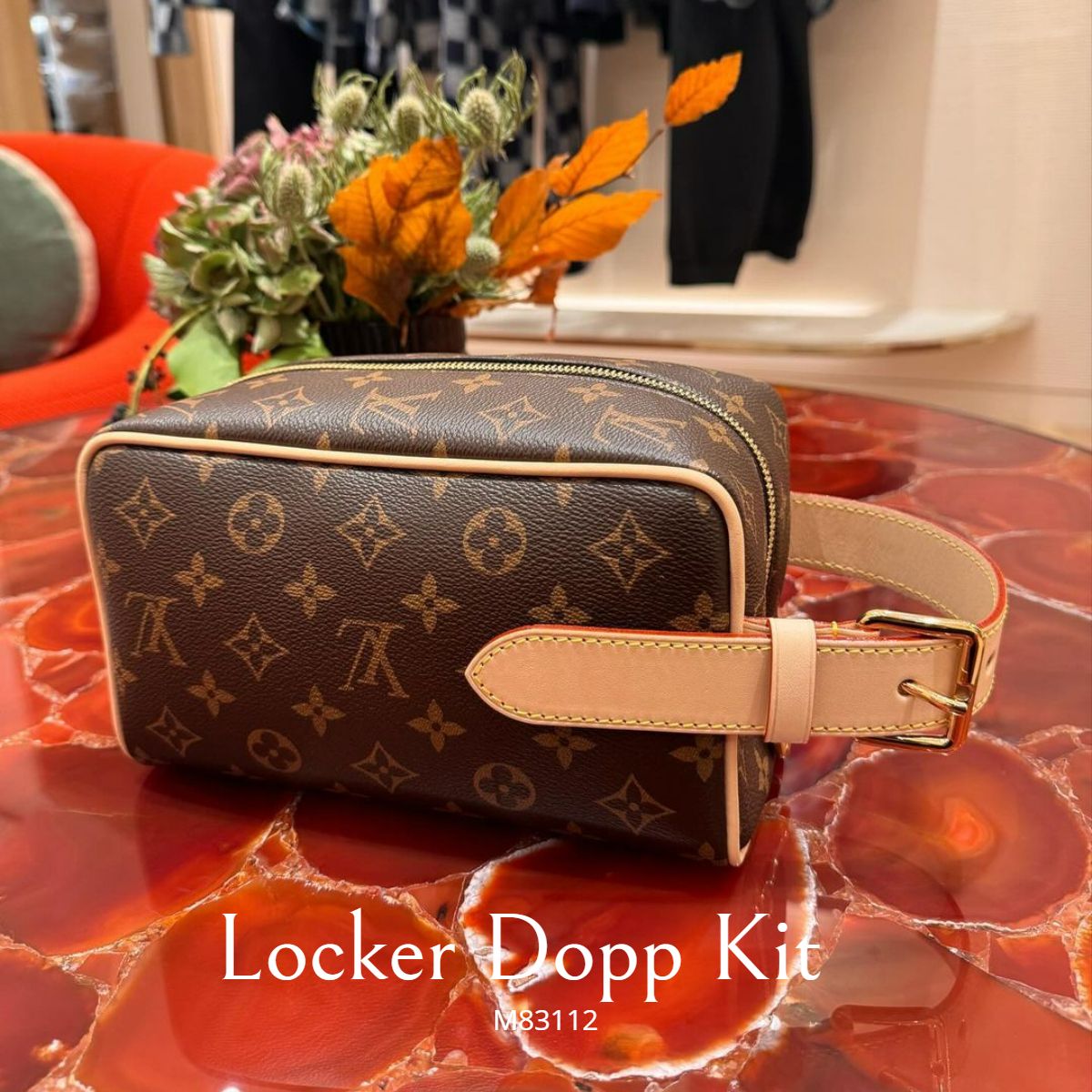 LV*+Locker Dopp Kit モノグラムクラッチポーチバッグ M83112 (Louis