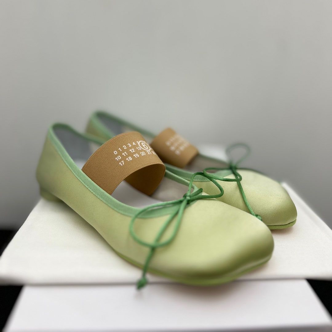 MM6｜アナトミックバレリーナ S59WZ0093 P5560 (MM6 Maison Margiela