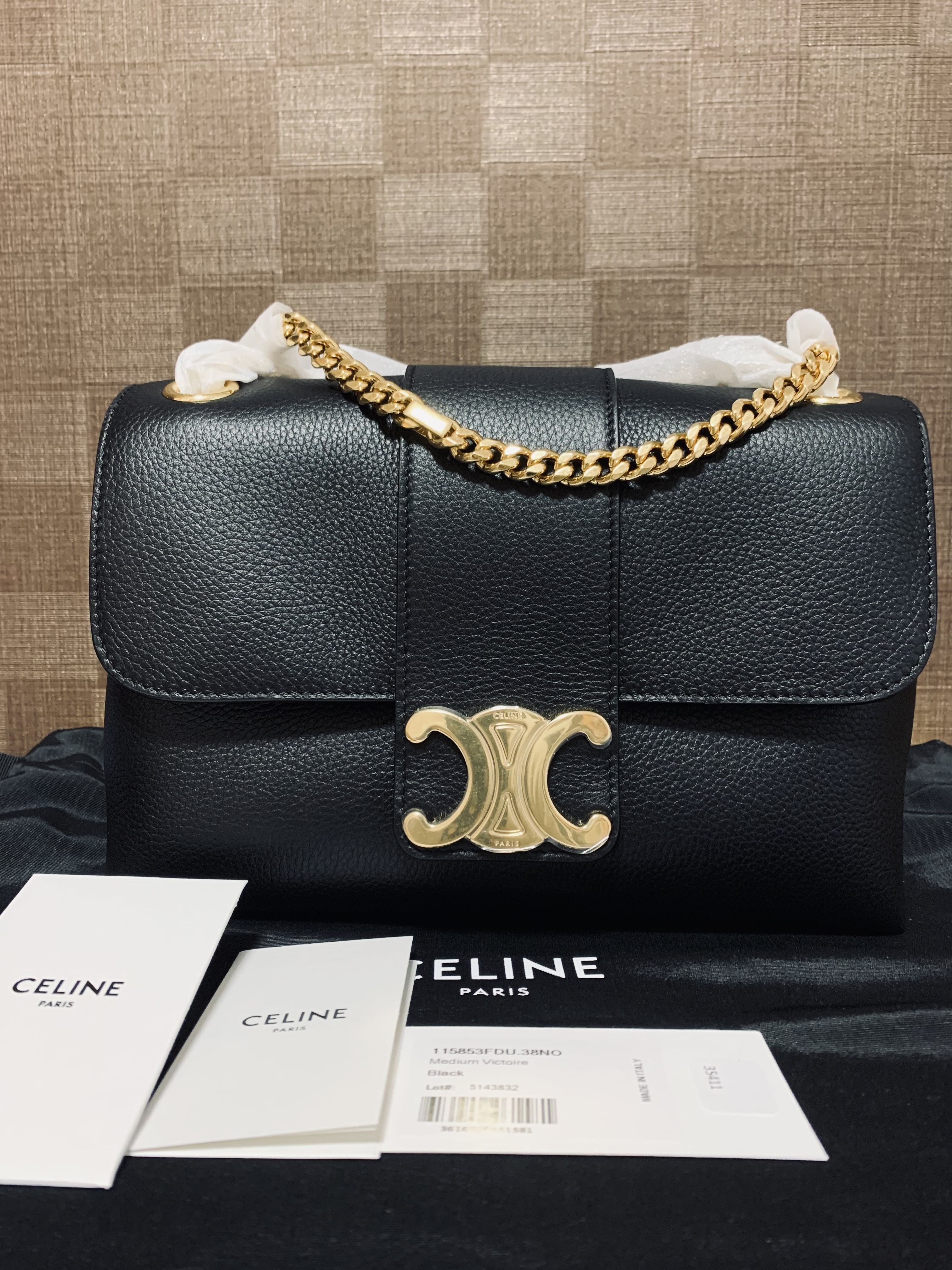 セリーヌ ミディアム ヴィクトワール バッグ ブラック (CELINE