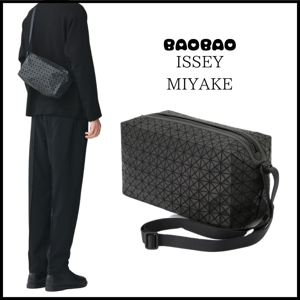 希少 BAOBAO ISSEY MIYAKE☆SADDLE BAG☆KURO ショルダーバック