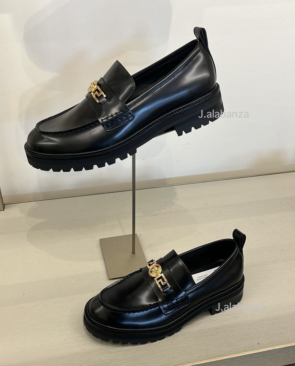 ヴェルサーチェ☆メデューサグレカレザーシューズ (VERSACE/ドレス