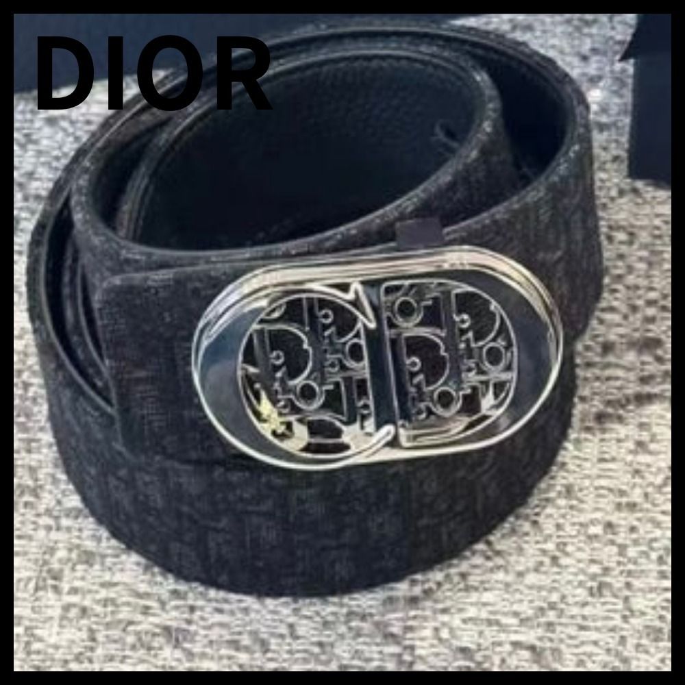 コーデのアクセントに♪【Dior】CD Icon ベルトバックル (Dior/ベルト