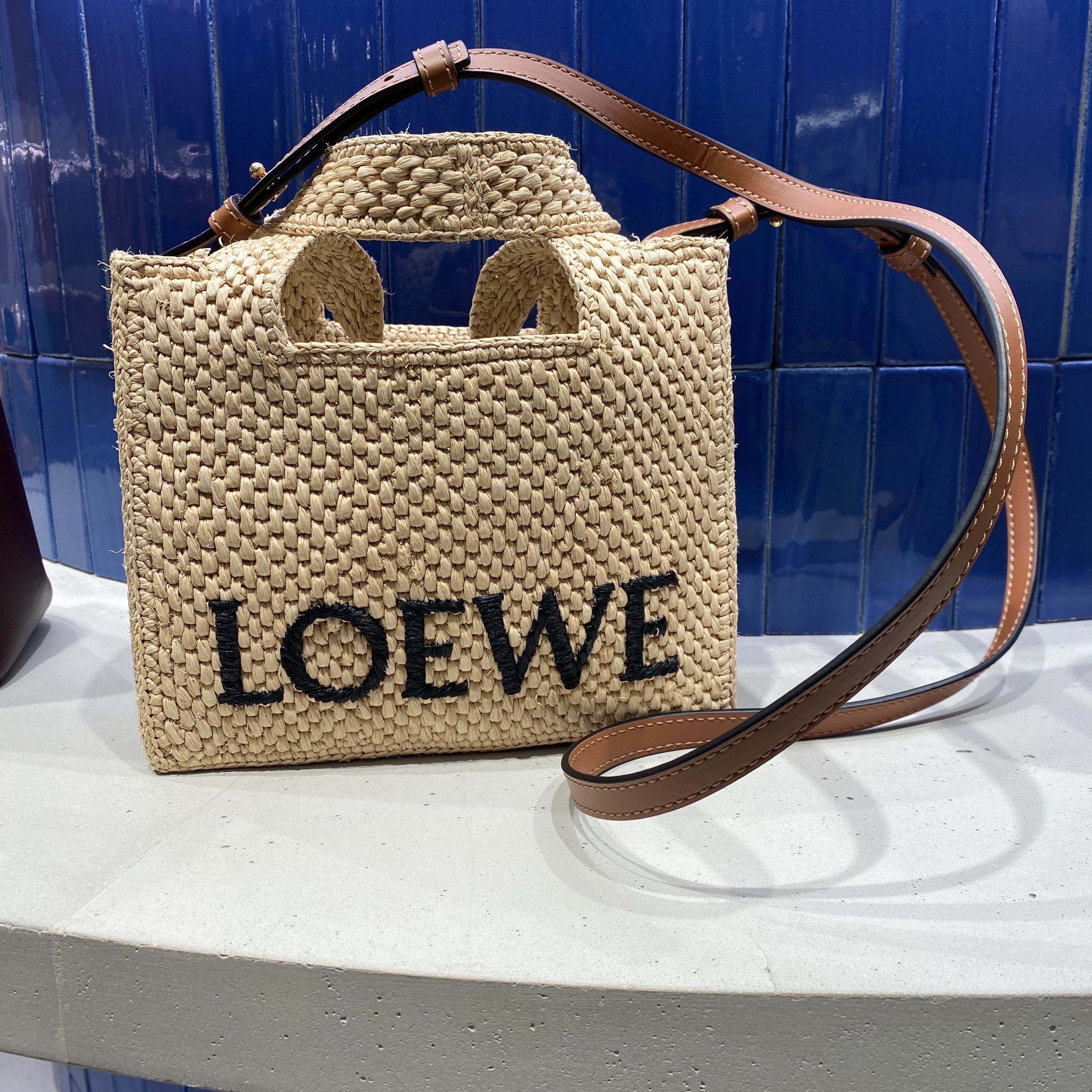LOEWE☆ロエベフォントトートミニラフィアナチュラル (LOEWE/かご