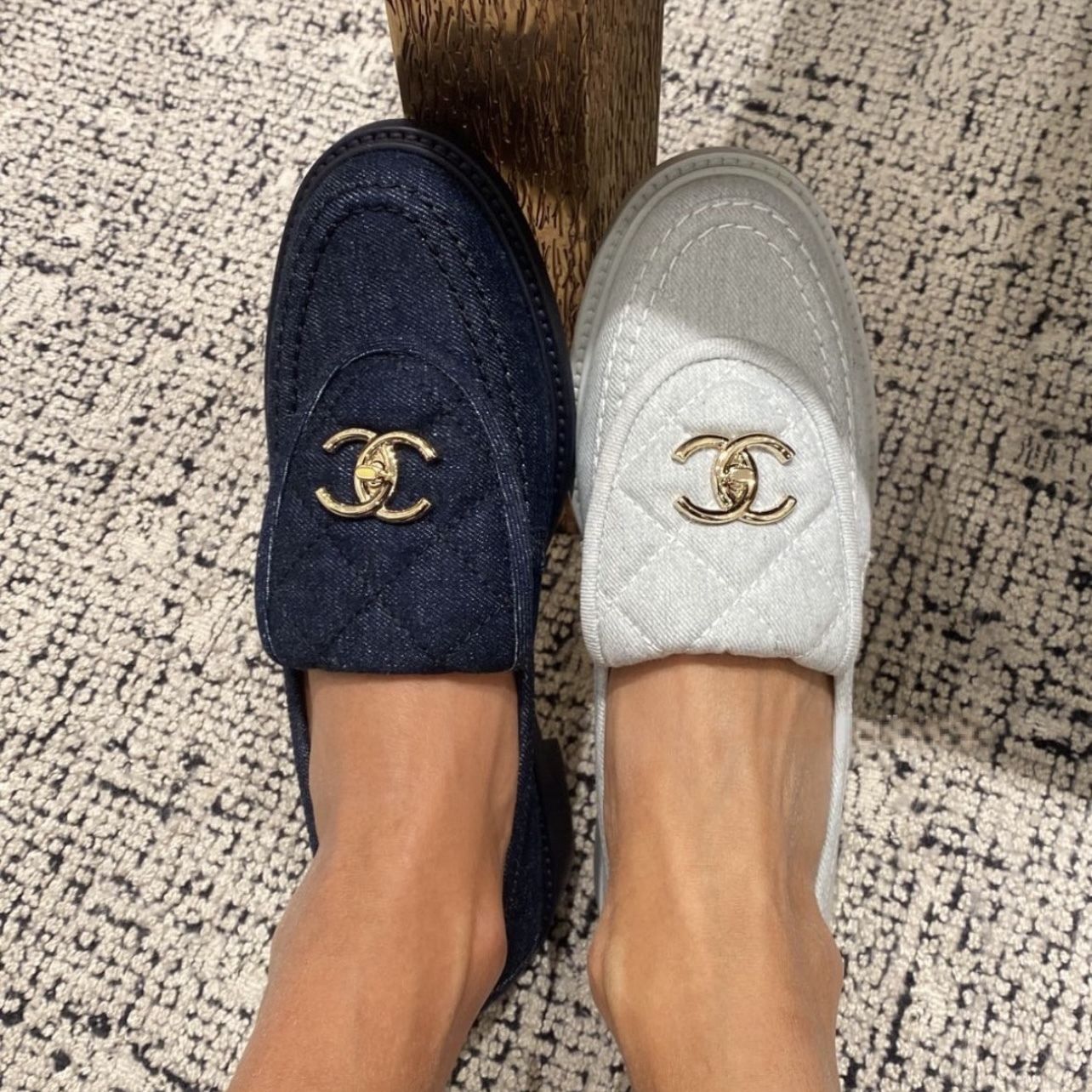 カジュアルなデニム素材♪】CHANEL ローファー ターンロックCC (CHANEL