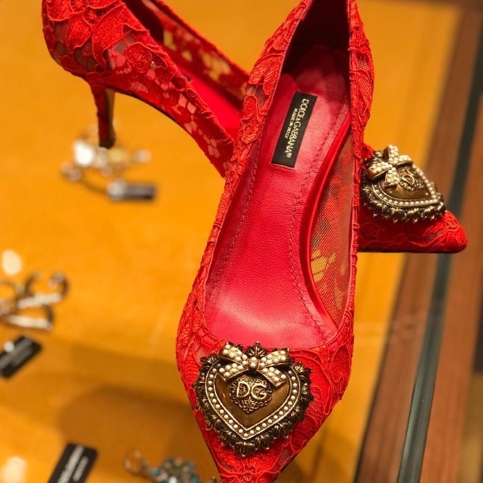 希少 DOLCE&GABBANA ドルガバ DEVOTION ハート レース パンプス (Dolce