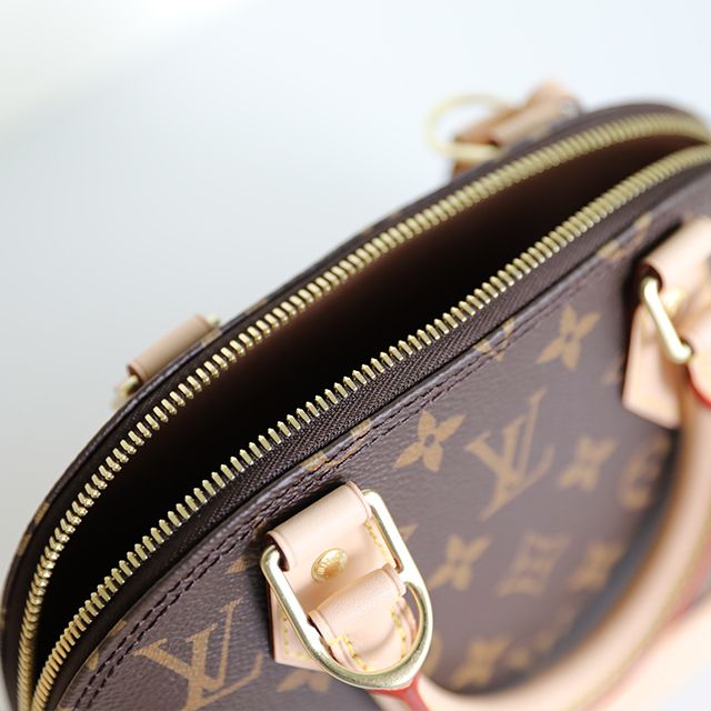 LOUIS VUITTON】ルイ ヴィトン モノグラム アルマ BB (Louis Vuitton