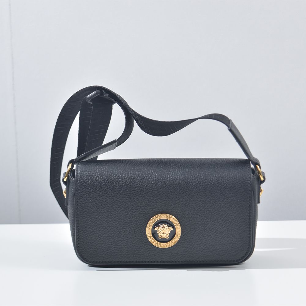 ヴェルサーチ ショルダーバッグ フラップ メンズ 本革 1013361