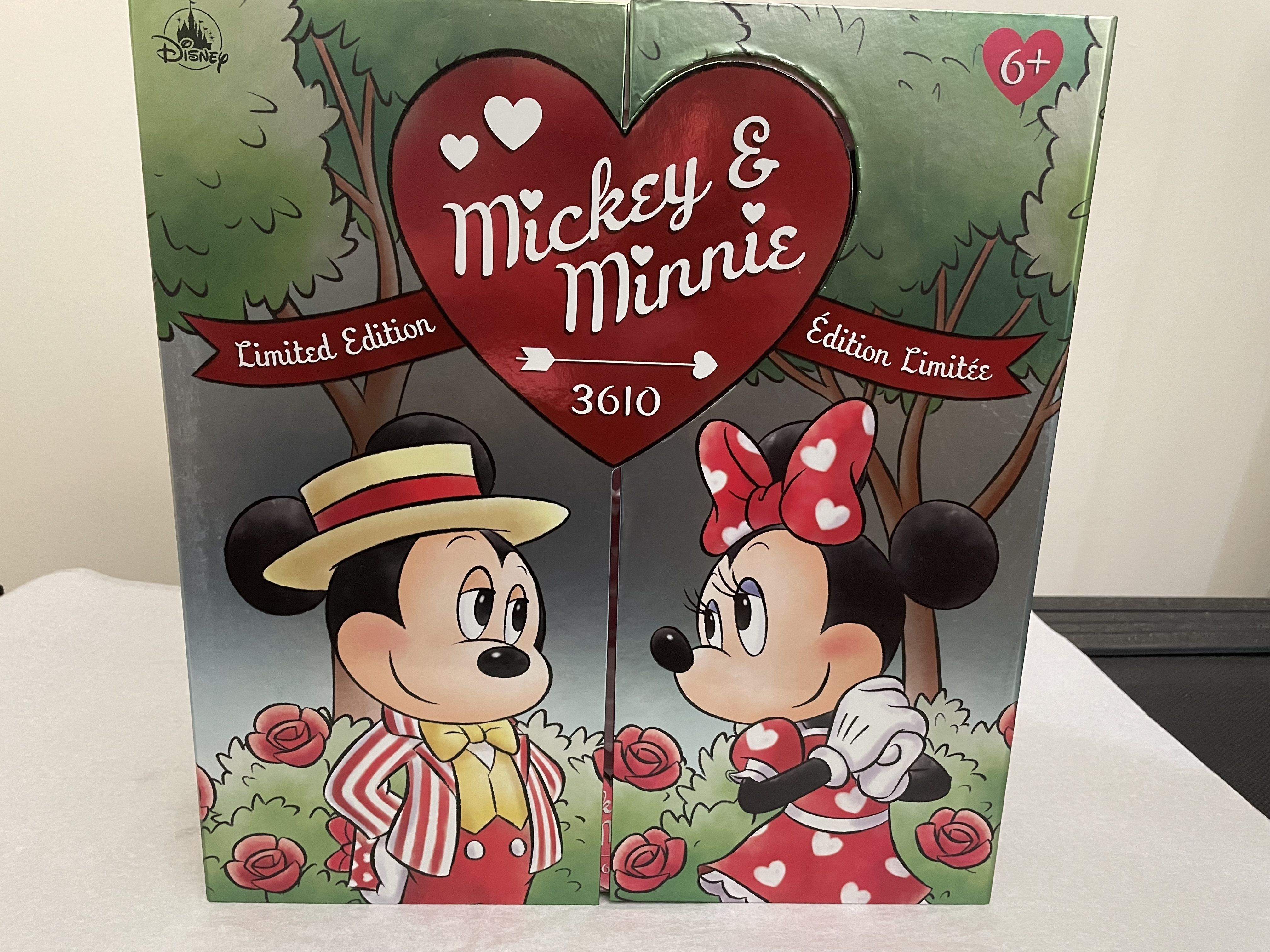 ディズニー! 2024バレンタインミッキー&ミニードール限定3610個