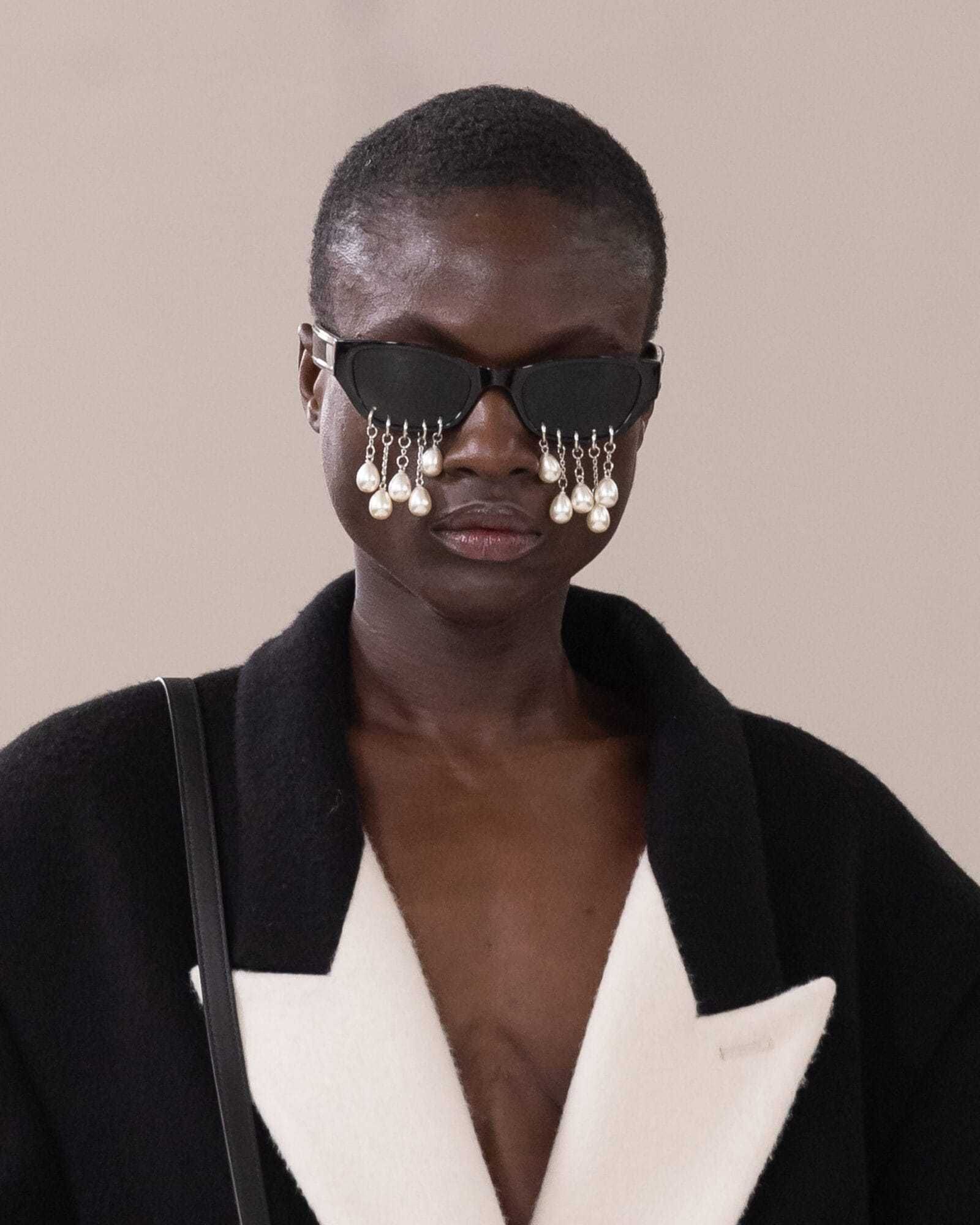 KIMHEKIM】キムヘキム ティアーズキャットアイサングラス (KIMHEKIM