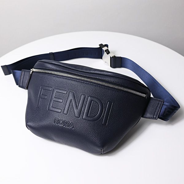FENDI フェンディ ベルトバッグ ボディバッグ クロスボディ 本革