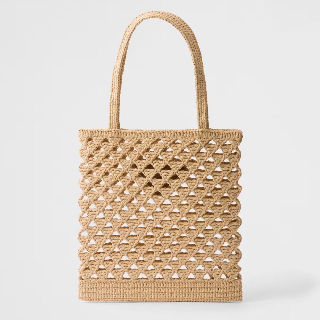 雑誌掲載】PRADA◇ラフィア風 クロシェ編み トートバッグ ロゴ (PRADA