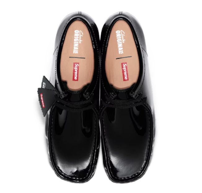 Supreme x Clarks ☆ Wallabee 'Black Patent Leather' (Clarks/ドレス