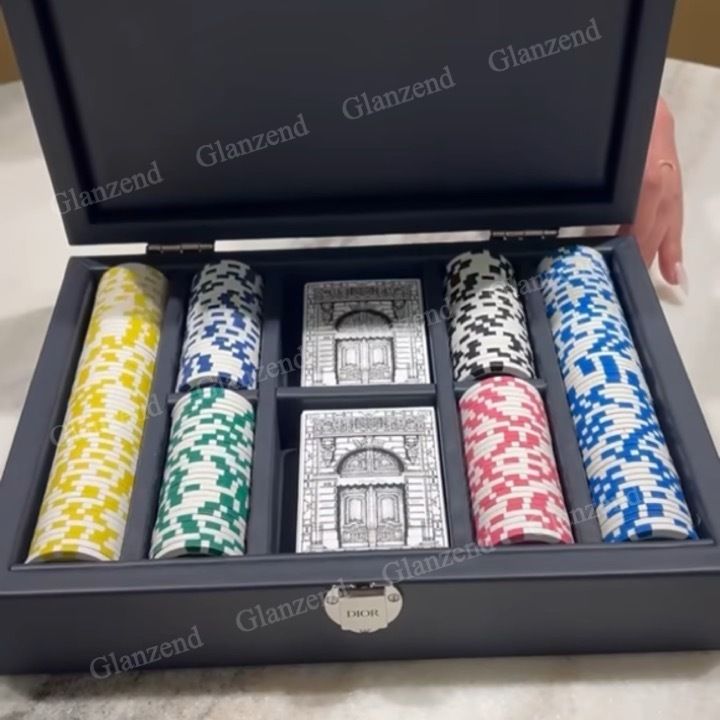 持ち運びも便利♪【Dior】オブリークBOX付き ポーカーセット (Dior