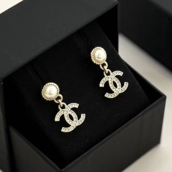 ☆パールがきれい☆シャネル ピアス (CHANEL/ピアス) ABE547 B18381