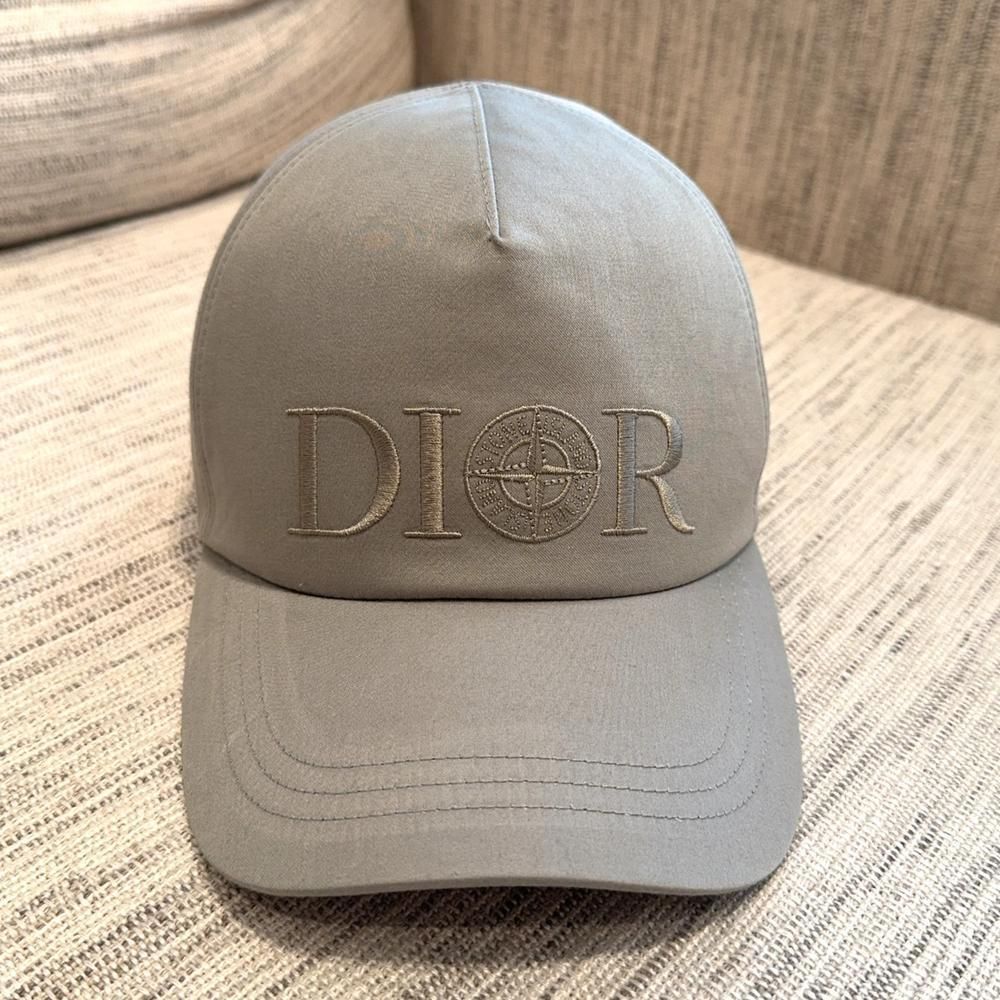 シンプルデザイン♪】ディオール キャップ帽 (Dior/キャップ