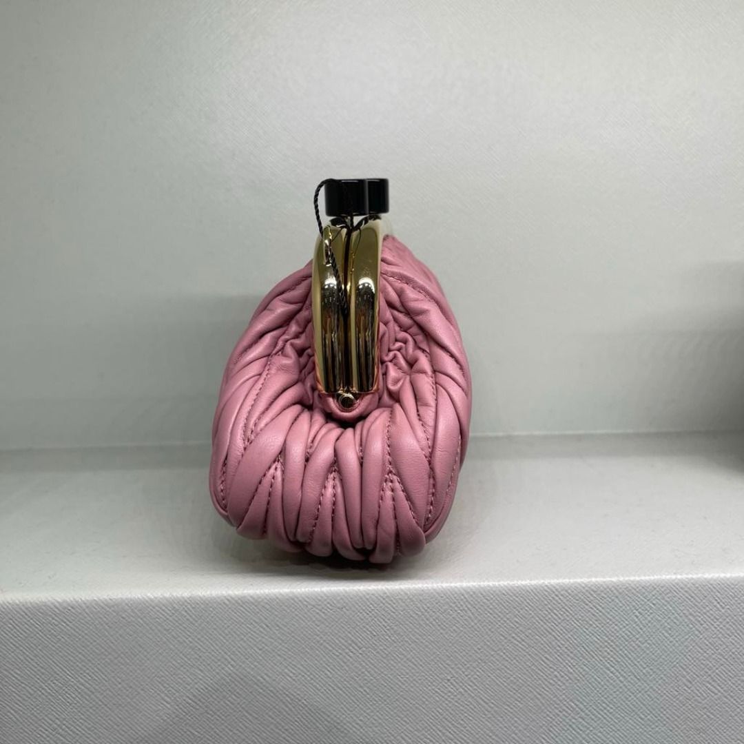 ☆ ミュウミュウ ☆ チェーン ミニバッグ 5BP016 (MiuMiu/ショルダー