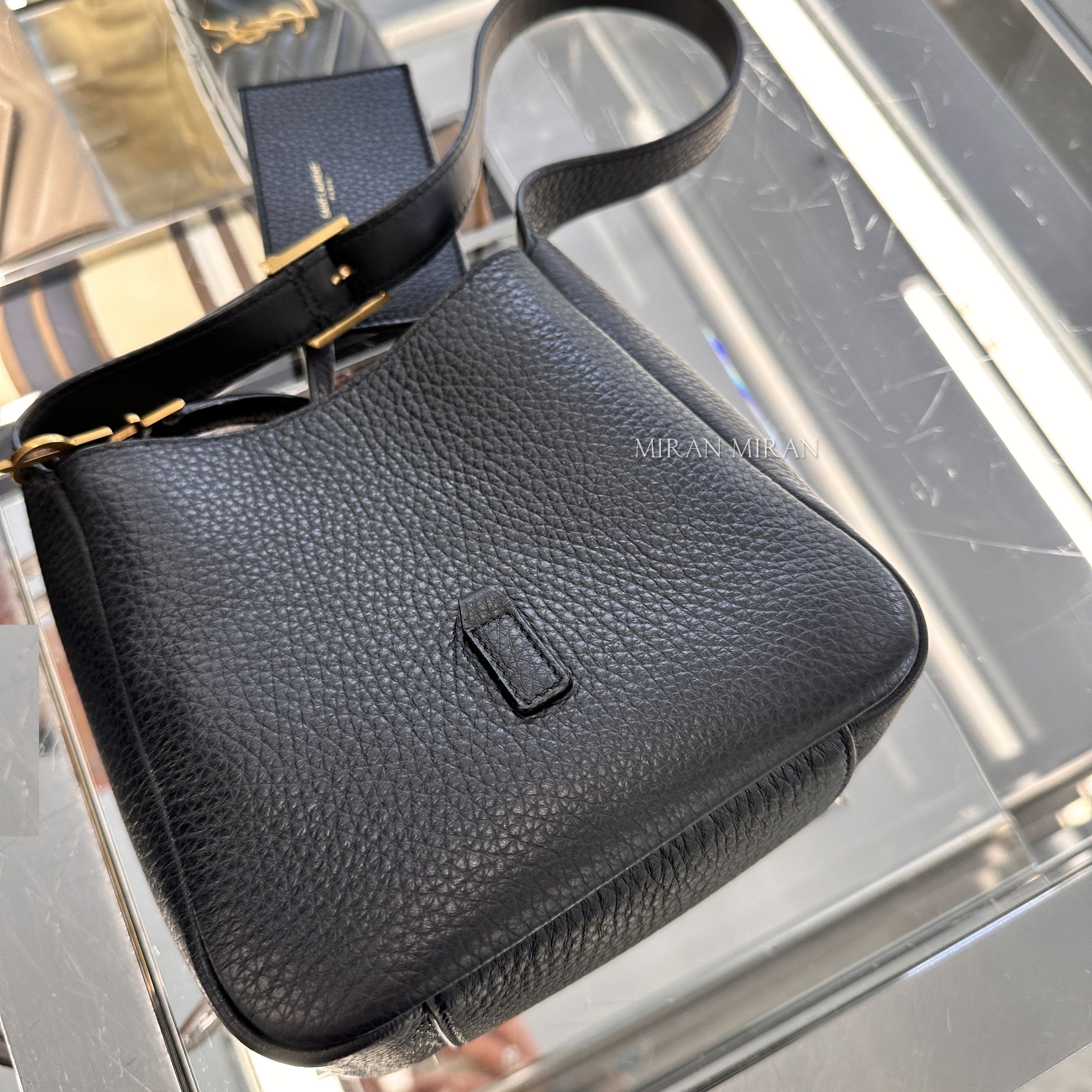 SAINT LAURENT】LE 5 A 7 ソフト ベビー LE 5 A 7 BABY BAG (Saint