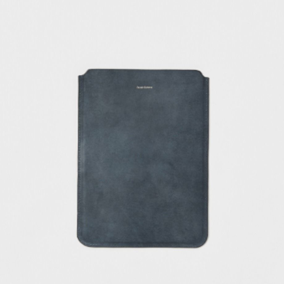 すぐにお届け♪ エンダースキーマ 9.7インチ iPad専用本革ケース