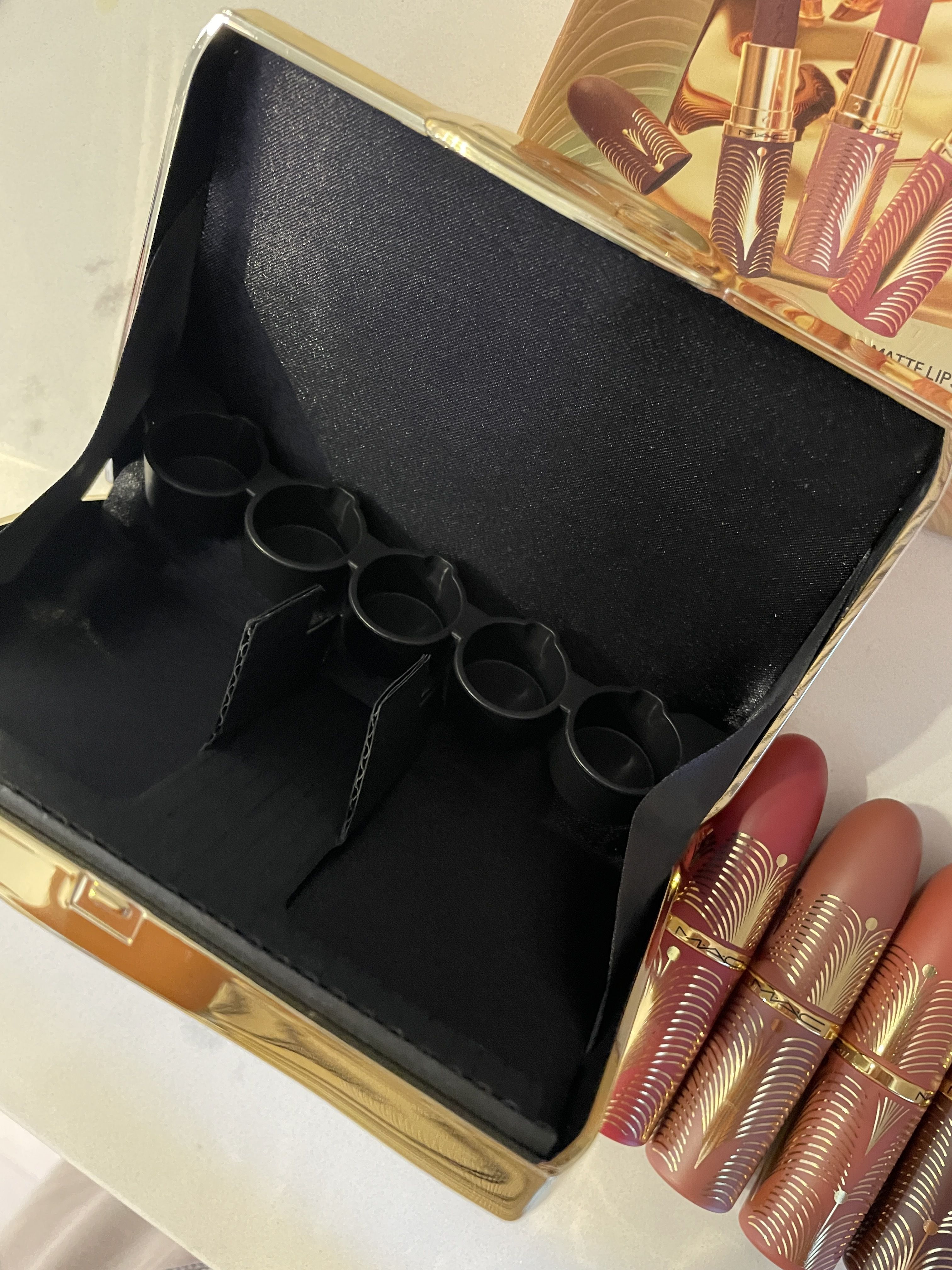 MAC】2024年ホリデー☆マットリップスティックキット☆5本 (MAC/リップ