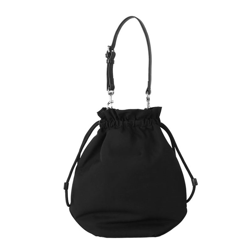 ☆送料関税込☆Vivienne Westwood ドローストリングポーチバッグ