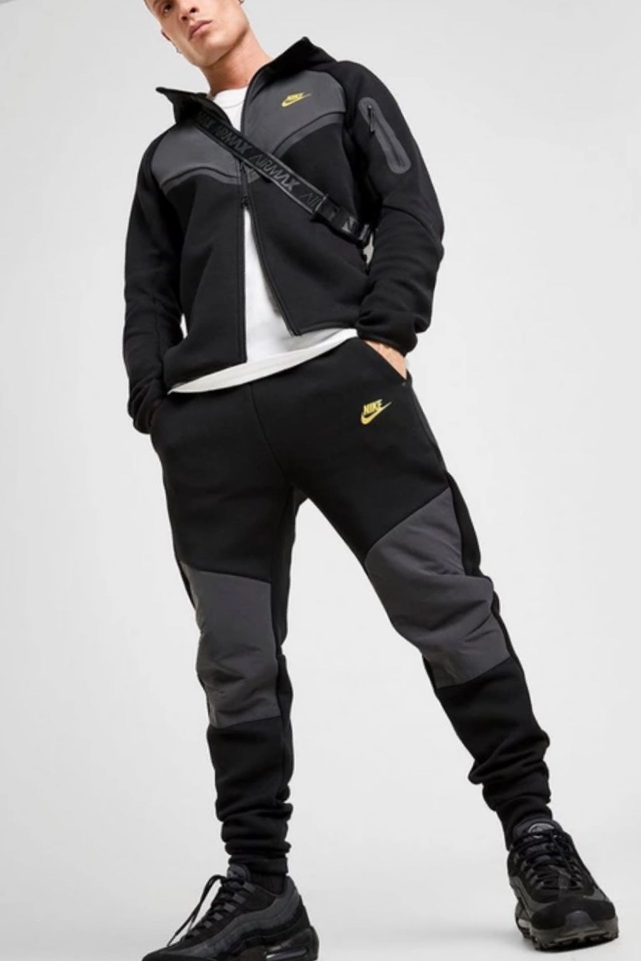 安心の関税込☆Nike☆テックフリース 上下 セットアップ (Nike