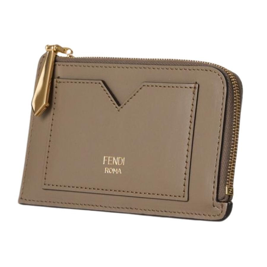 直営店ラッピング対応！人気デザイン！【FENDI】FF カードケース