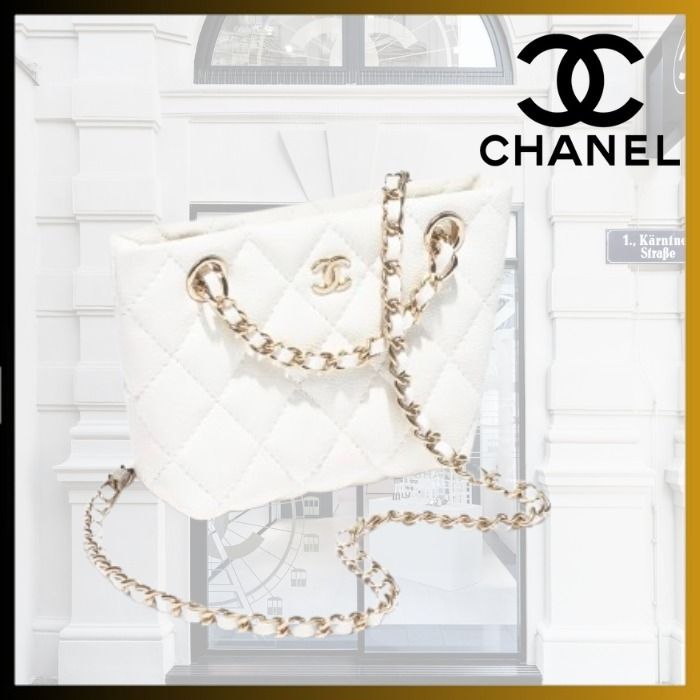 25C クリーンなホワイト】CHANEL チェーンクラシッククラッチ (CHANEL