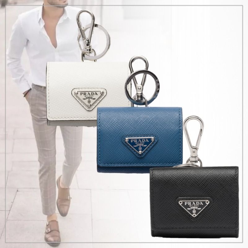 PRADA◇サフィアーノレザー イヤホンケース キーリング付き ロゴ