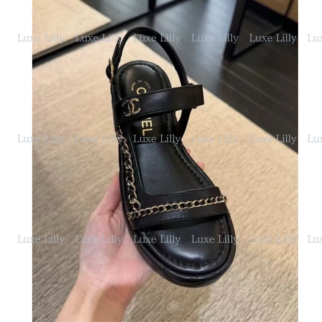 厚底で美脚◇チェーンが可愛い♪】CHANEL サンダル マトラッセ (CHANEL