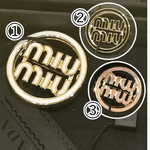 完売必至】ミュウミュウ□エナメルメタルのロゴブローチ (MiuMiu