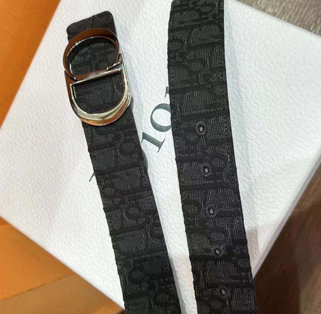DIOR リバーシブル ベルトストラップ & CD Icon ベルトバックル (Dior