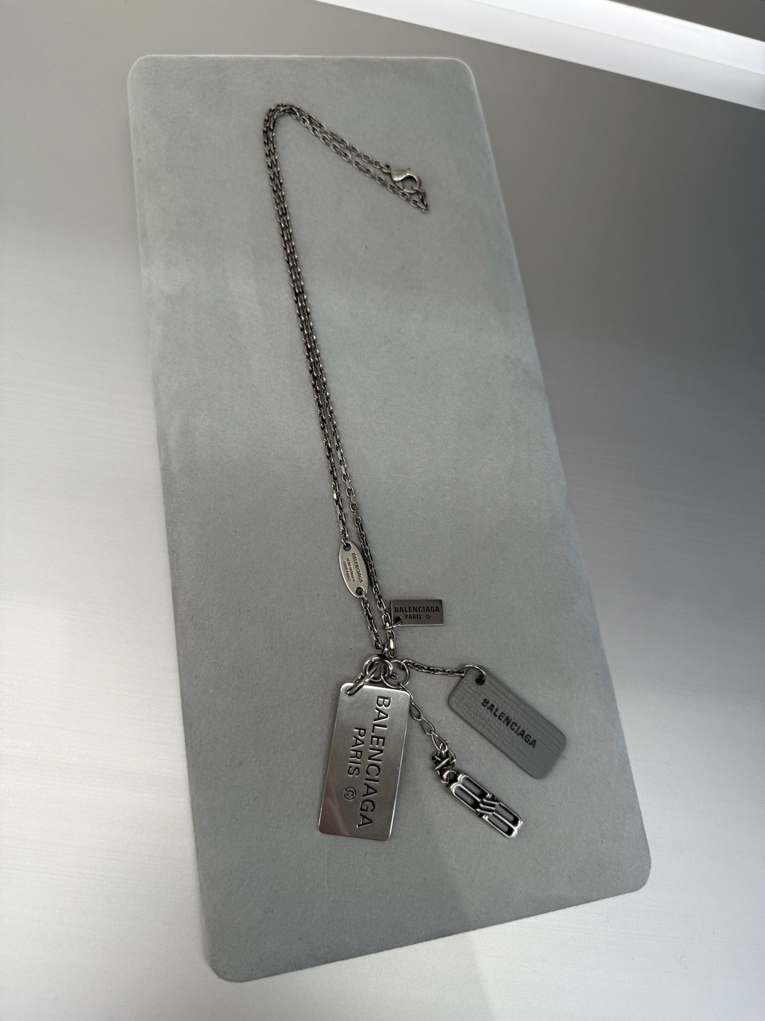 BALENCIAGA】ALL ACCESS ネックレス シルバー BB ロゴ (BALENCIAGA