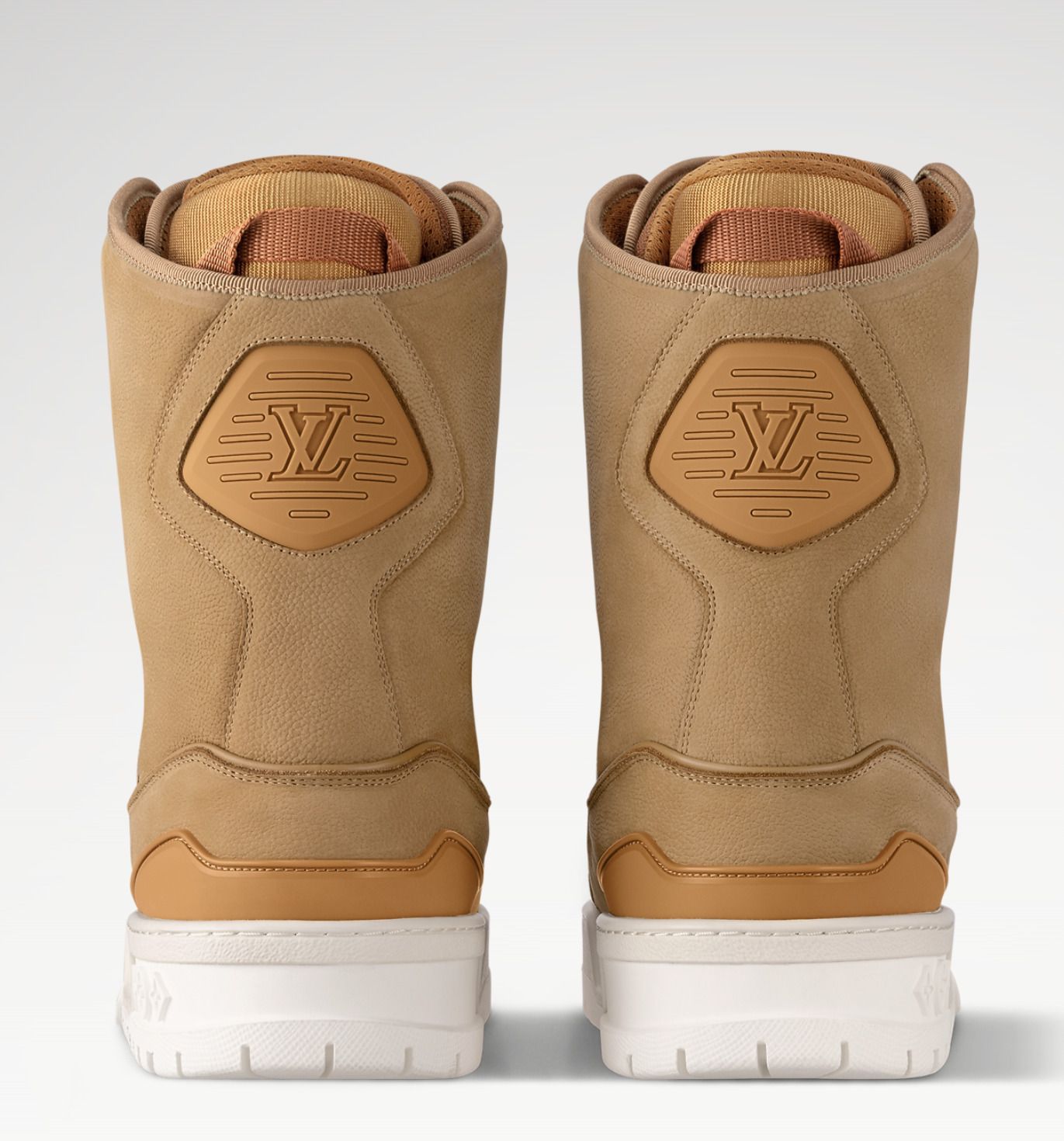 スキーシーズンに◎ Louis Vuitton スノーブーツ スエード (Louis