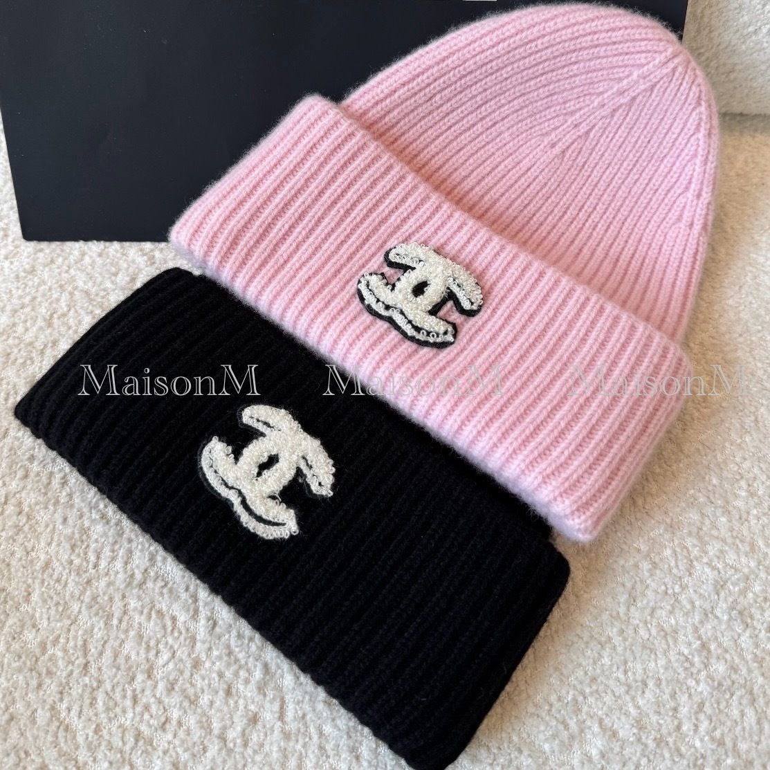 もこもこCCロゴ【CHANEL】ニット帽 (CHANEL/ニットキャップ・ビーニー