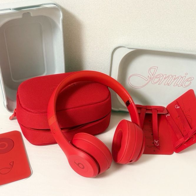 Beats】Solo 4 Wireless Headphone Jennie Edition Ruby Red (Beats by