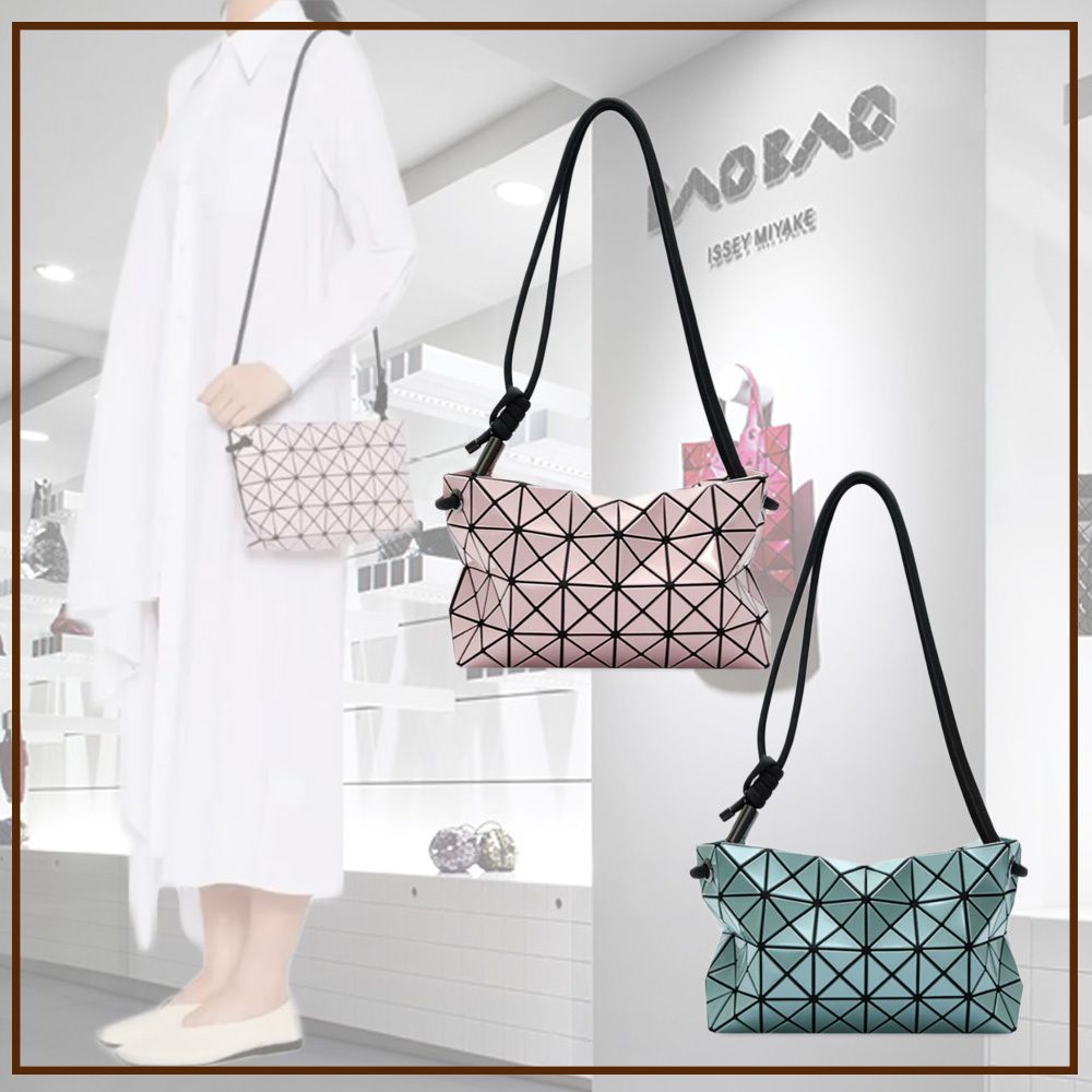 機能×美】BAO BAO ISSEY MIYAKE LOOP METALLIC Shoulder Bag (BAOBAO
