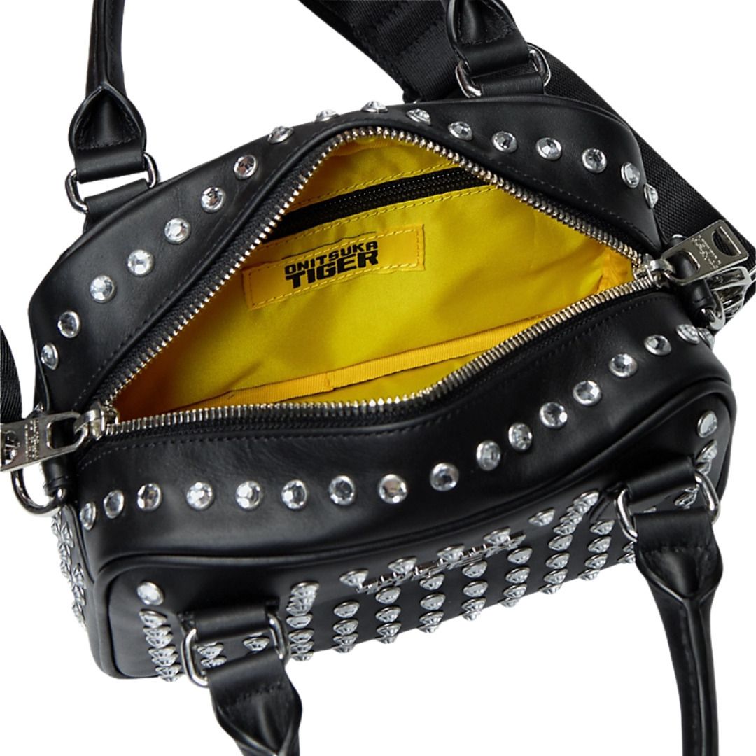 ONITSUKA TIGER】スタッズバック 2way 国内買い付け！ (onitsuka