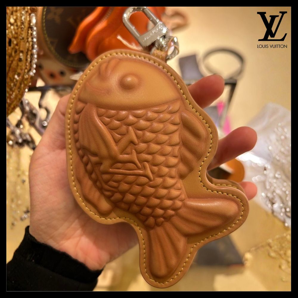 遊び心あるたい焼きモチーフ】Louis Vuitton☆バッグチャーム (Louis