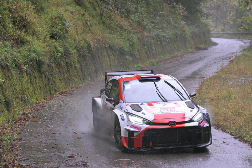 全日本ラリー選手権の最終戦のJN1カテゴリーにに参戦した10台のマシン