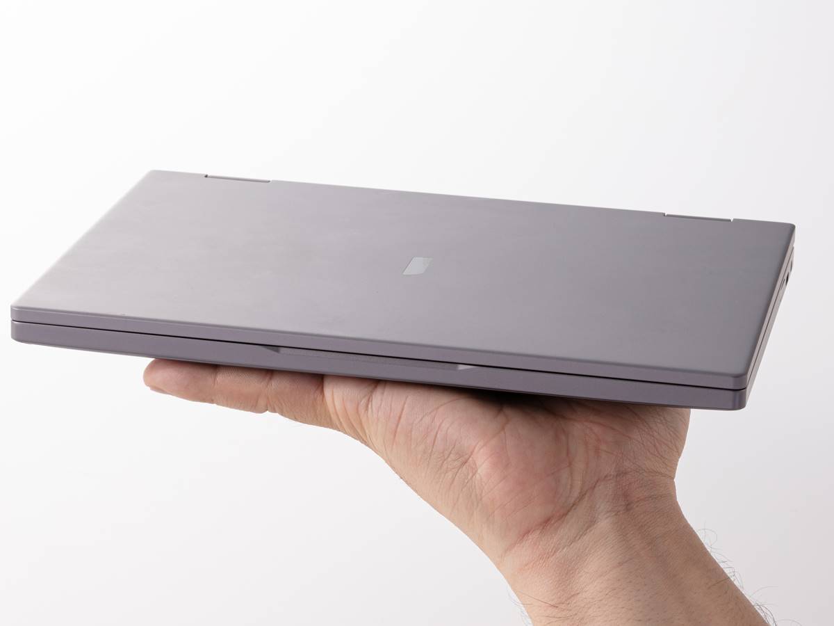 2in1パソコン「OneMix4S」プラチナ版、Core i7搭載・769gの使い勝手を