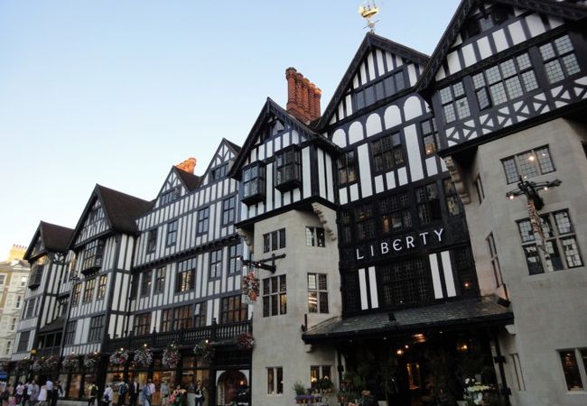 ロンドンデパート『リバティ』で買ったラグマット リバティ ロンドン