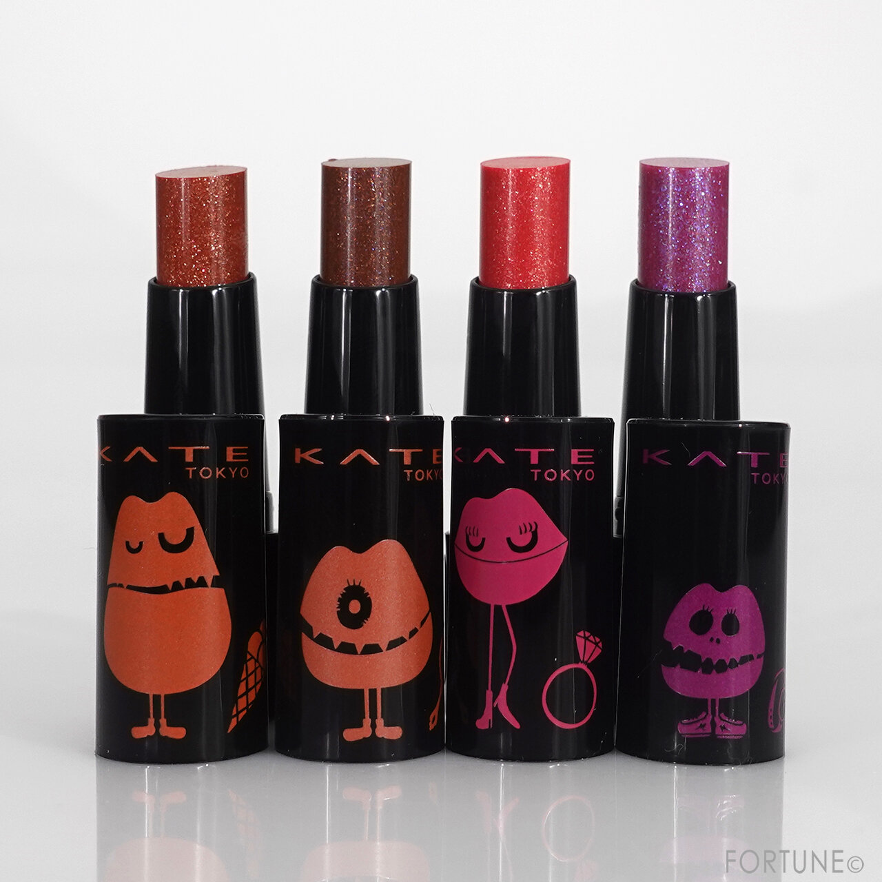 KATE｜2022新作コスメ「ケイト ミニリップモンスター」落ちにくいと