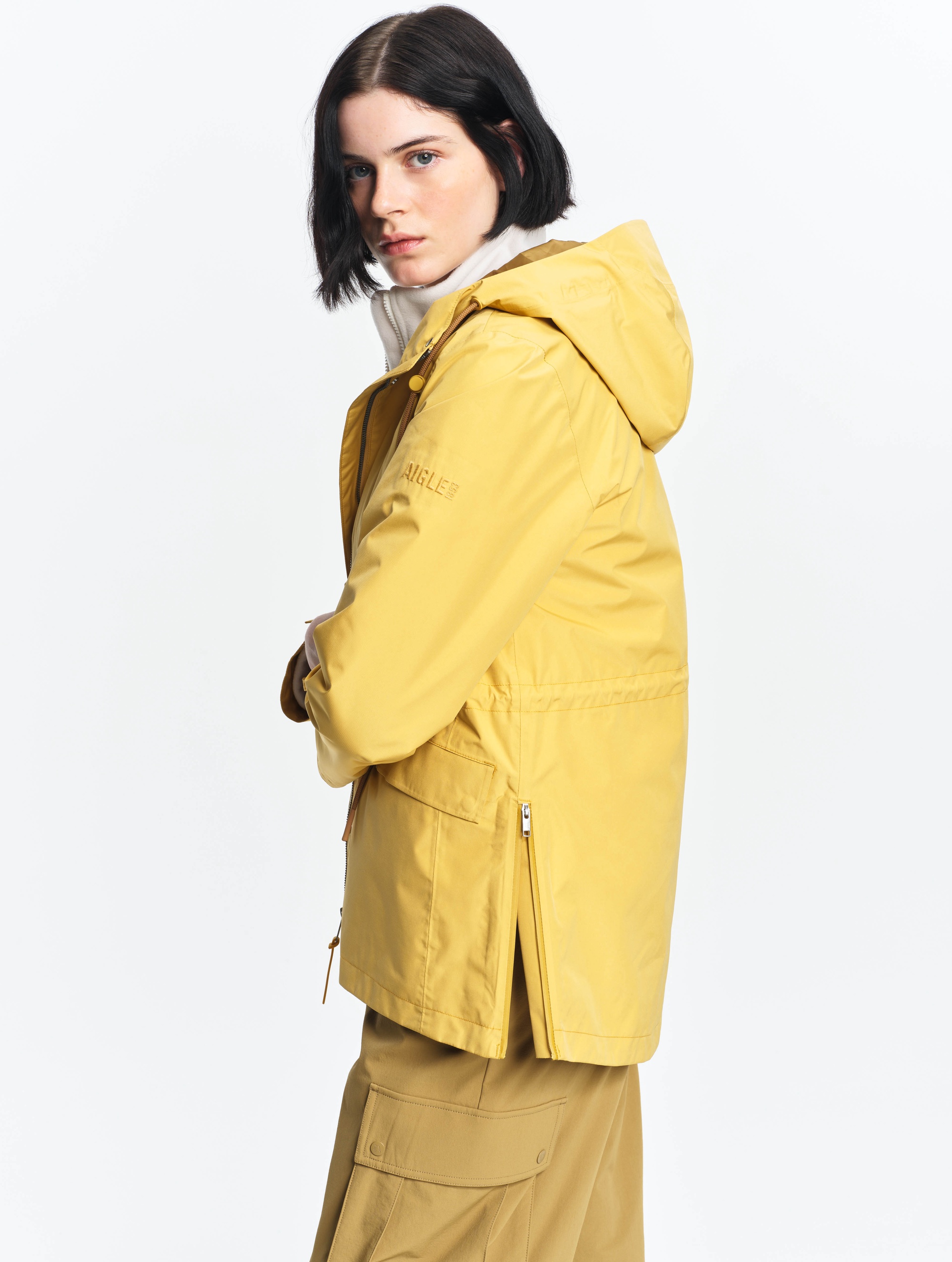 レディース ゴアテックス 2レイヤージャケット ZBFBK62 - AIGLE