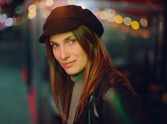 Lens: mamiya sekor c 80mm f1.9 · Lomography