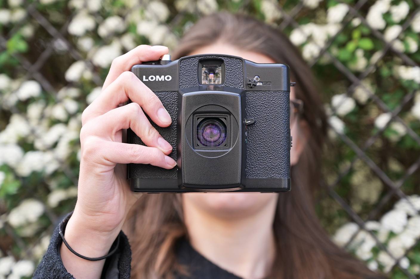 中判フィルム価格改定のお知らせ · Lomography