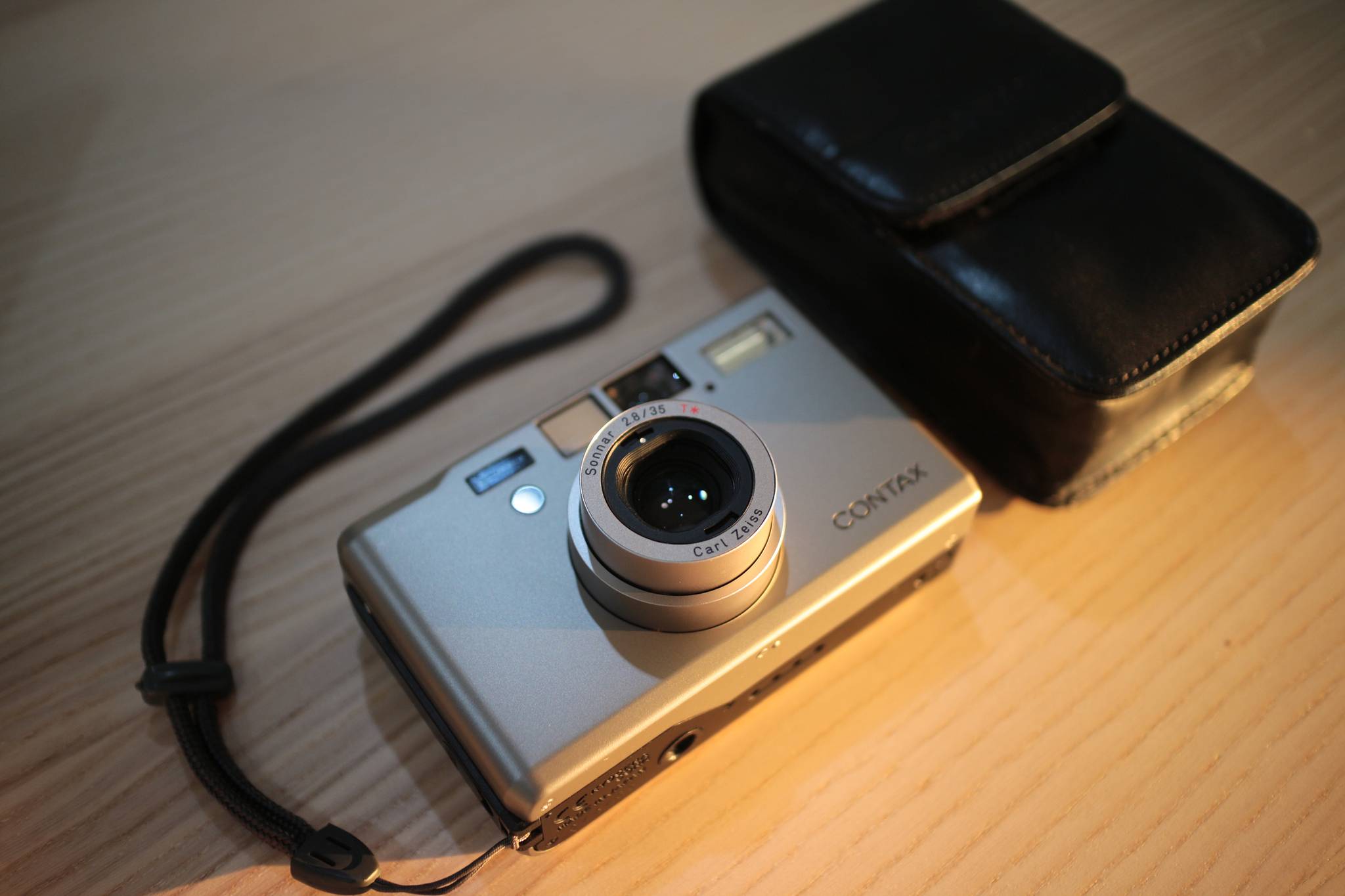 Lomopedia: Contax T3 · Lomography